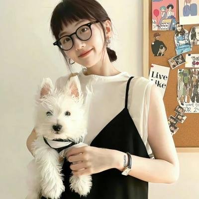 带剑女孩